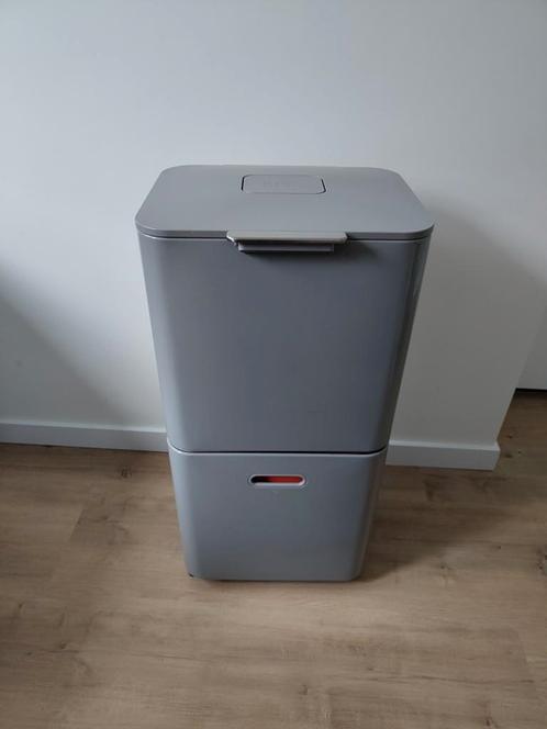 Joseph Joseph Totem max 60L - Grijs, Huis en Inrichting, Woonaccessoires | Prullenbakken, Zo goed als nieuw, Kunststof, 50 tot 75 cm