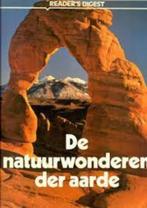 Readers Digest De natuurwonderen der aarde, Ophalen of Verzenden, Zo goed als nieuw