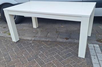 Witte masiefhout eettafel 170 x 100x 79h  beschikbaar voor biedingen