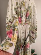 Schattige bloemenjurk met riem, Maat 38/40 (M), Wit, Ophalen of Verzenden, Zo goed als nieuw