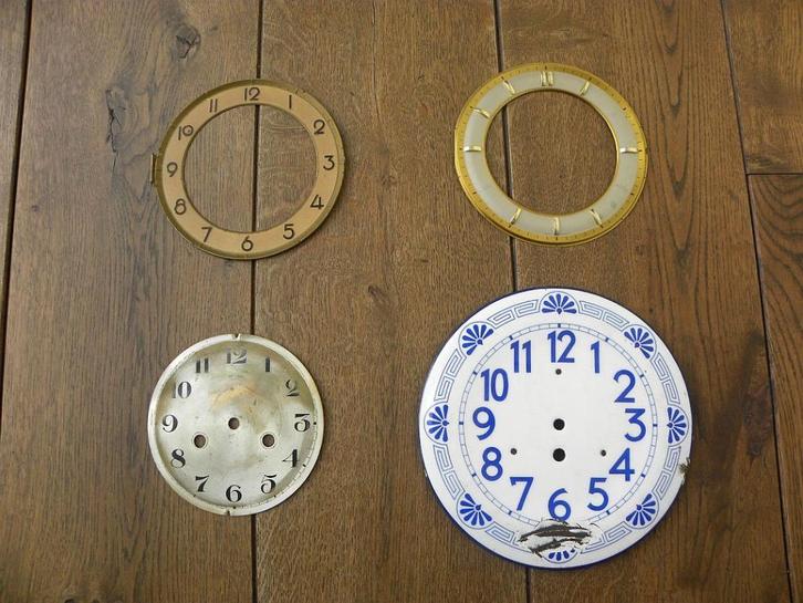 Wijzerplaten, cijferringen, glasdeksels serie 7, Antiek en Kunst, Antiek | Klokken, Ophalen of Verzenden