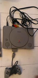 Playstation 1, Spelcomputers en Games, Ophalen, Zo goed als nieuw, Met 1 controller