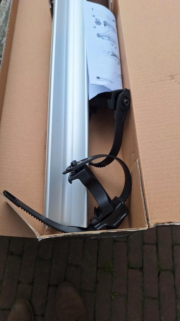 THULE 9281 vierde rail voor vierde fiets. Nieuw., Fietsen en Brommers, Fietsaccessoires | Overige Fietsaccessoires, Zo goed als nieuw