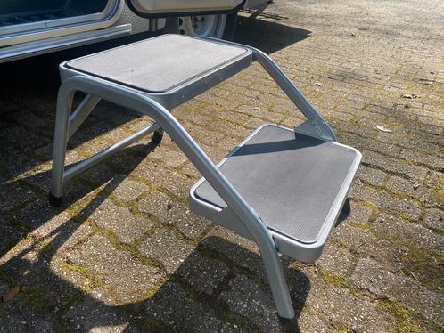 Caravan opstap | dubbele trede | 2 trappen | zeer stevig, Caravans en Kamperen, Caravan accessoires, Zo goed als nieuw, Verzenden