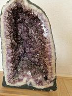 Grote amethist geode, Ophalen, Mineraal