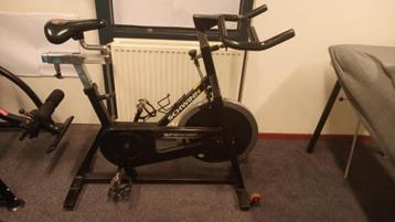spinningfiets beschikbaar voor biedingen