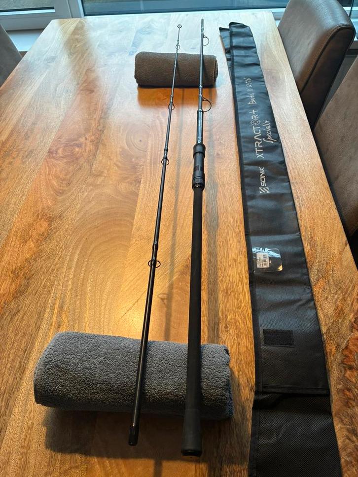 Sonik xtractor+ 10ft 2,25lb, Watersport en Boten, Hengelsport | Karpervissen, Zo goed als nieuw, Werphengel, Ophalen