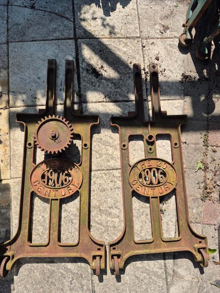 Zijsteunen van oude mangels, per set te koop., Antiek en Kunst, Curiosa en Brocante, Ophalen