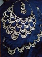 Carnaval sieraden, Ophalen of Verzenden, Gebruikt, Overige materialen