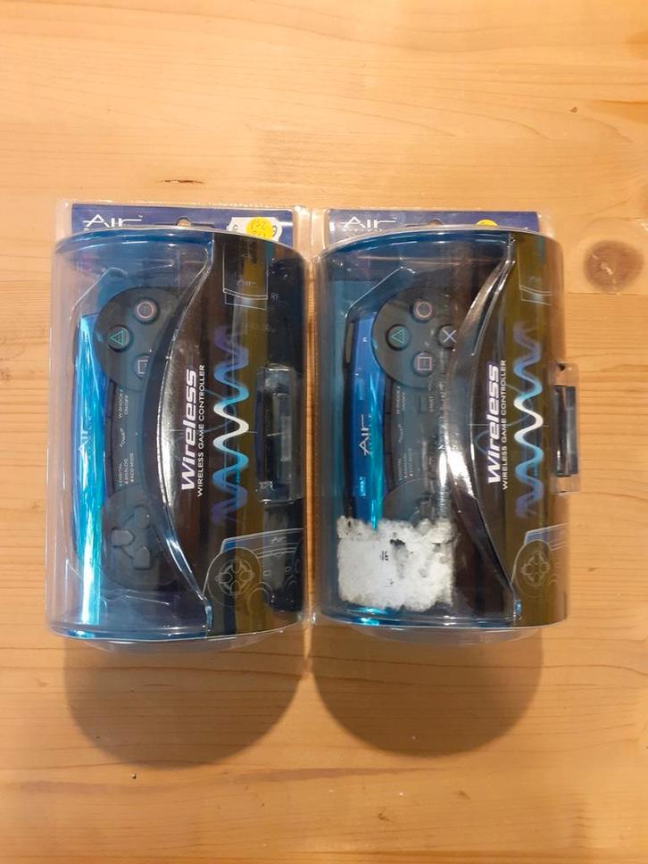 Sony Playstation 1/2 nieuwe draadloze controllers, Spelcomputers en Games, Spelcomputers | Overige Accessoires, Nieuw, Ophalen of Verzenden