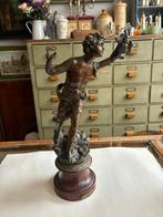 Antiek bronzen beeld 'La Chasse - Jongen met vogel., Ophalen of Verzenden