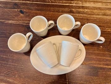 Wedgwood Windsor ️ - 6 koffiekopjes ️ - 1 serveerschaaltje beschikbaar voor biedingen