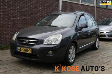 Kia Carens 2.0 CVVT X-ecutive, Climate control, Trekhaak, Pa beschikbaar voor biedingen