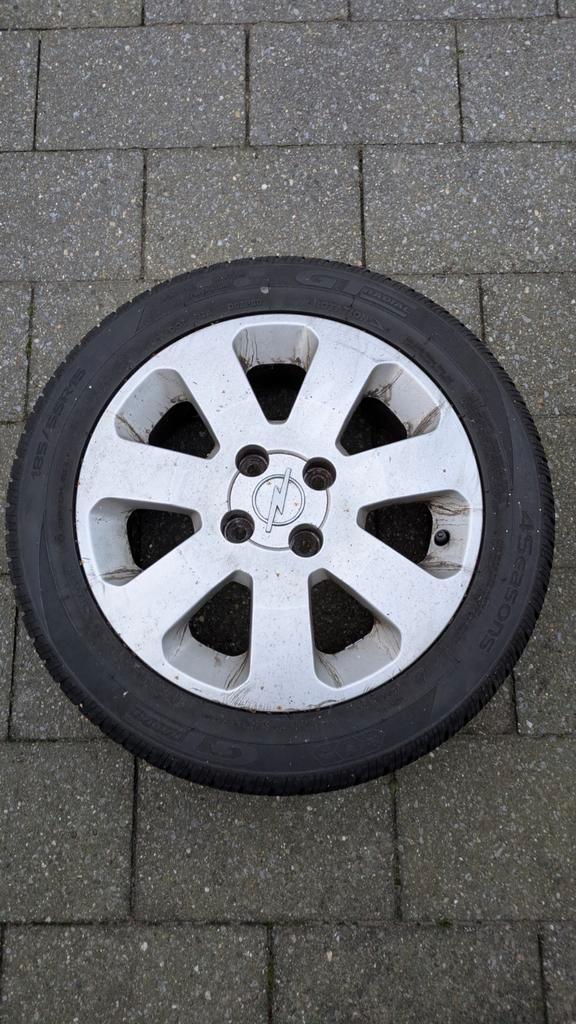 14 inch Lichtmetalen Velgen met All-Season Banden, Auto-onderdelen, Banden en Velgen, Banden en Velgen, All Season, 14 inch, 185 mm