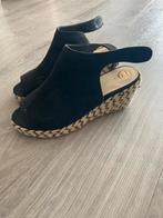 Hele mooie sleehak dames schoen maat 35, Zwart, Zo goed als nieuw, Sandalen of Muiltjes, Ophalen of Verzenden