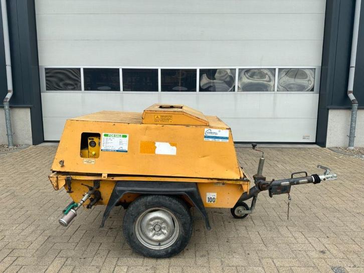 Atlas-Copco ATCA 2000 Deutz F2L 1011 Mobiele Diesel Schroefc, Zakelijke goederen, Machines en Bouw | Pompen en Compressoren, Ophalen of Verzenden