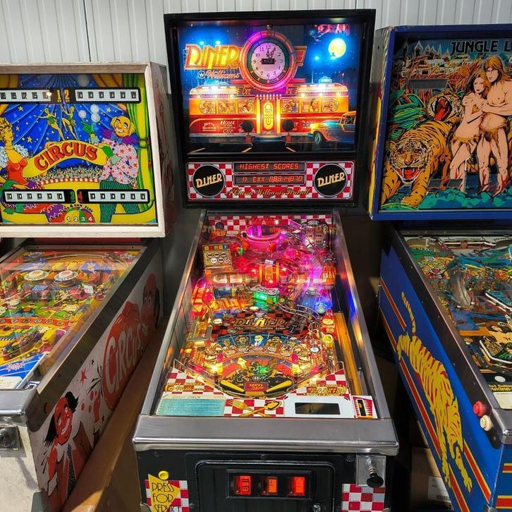 Williams Diner flipperkast in goede staat, Verzamelen, Automaten | Flipperkasten, Zo goed als nieuw, Elektronisch, Flipperkast