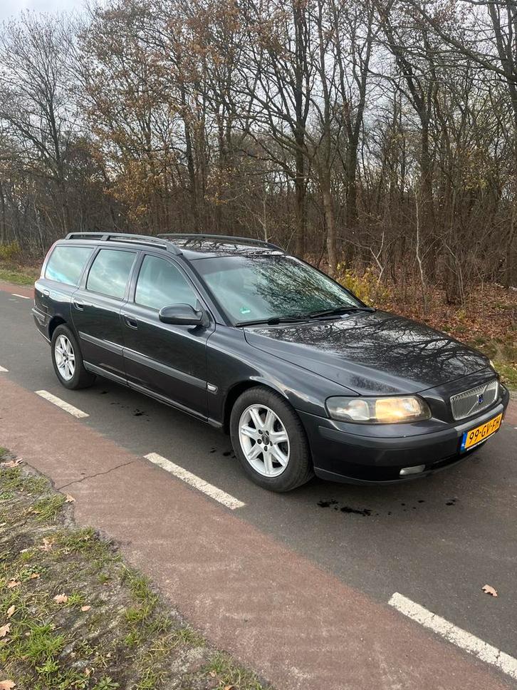 Volvo V70 2.4 T 210pk 2001 Grijs, Auto's, Volvo, Particulier, V70, Benzine, D, Stationwagon, Handgeschakeld, Origineel Nederlands