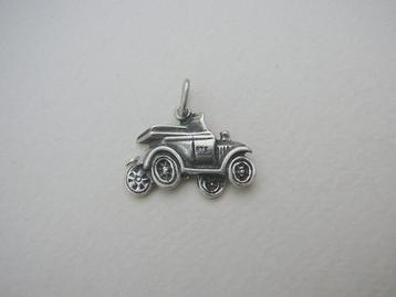 Zilveren massieve hanger mooie oude antieke auto 835 zilver beschikbaar voor biedingen