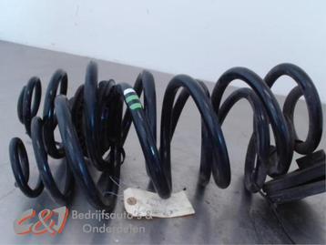 Schroefveer achter van een Peugeot Expert beschikbaar voor biedingen