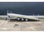 Bij Eemsned een Eduard Machinetransporter afm 5 x 220, Nieuw
