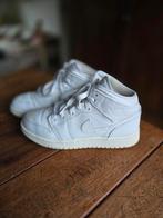 Nike Air Jordan Mid Triple White - Maat 36, Kleding | Dames, Schoenen, Nike Air Jordan, Wit, Ophalen of Verzenden, Zo goed als nieuw