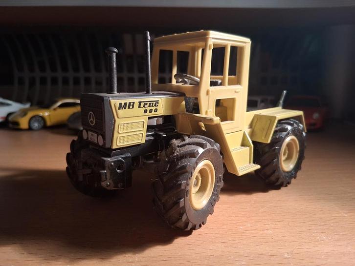 Mb trac 800, Hobby en Vrije tijd, Modelauto's | 1:32, Zo goed als nieuw, Tractor of Landbouw, Overige merken, Ophalen of Verzenden