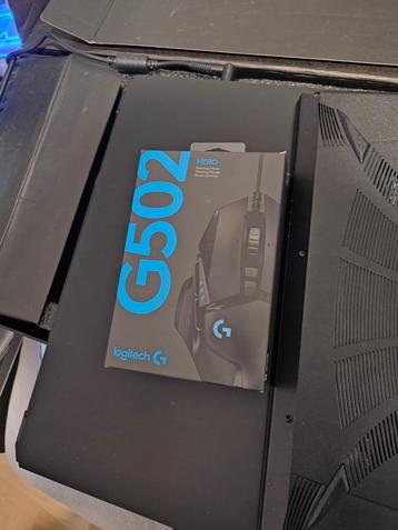 GAMING // Toetsenborden, muizen, headsets & meer // beschikbaar voor biedingen