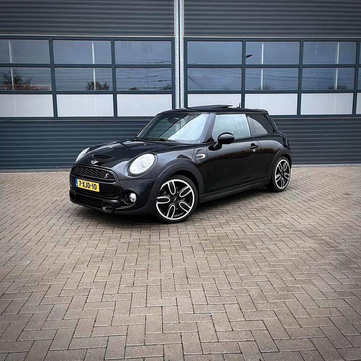 Mini Cooper S 2.0 JCW PANO HUD LEER STOELVERW KEYLESS 18INCH, Auto's, Mini, Particulier, Cooper S, ABS, Adaptive Cruise Control