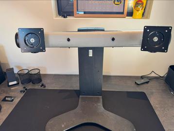 Dual monitor statief / standaard / beugel beschikbaar voor biedingen