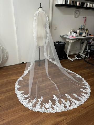 nieuw sluier 2,60 cm beschikbaar voor biedingen