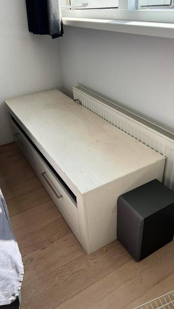 Grenenhouten TV Meubel beschikbaar voor biedingen