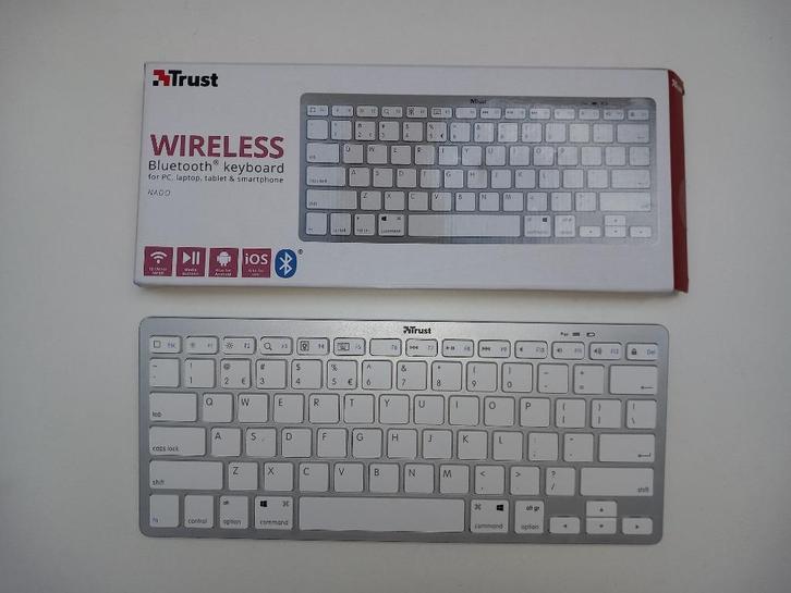 Toetsenbord Bluetooth - Keybord Bluetooth, Computers en Software, Toetsenborden, Zo goed als nieuw, Qwerty, Draadloos, Multimediatoetsen