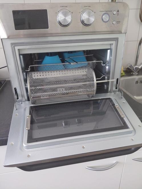 nieuwe aifryer-oven-slowcoocker,, bakken braden ook met spit, Huis en Inrichting, Woonaccessoires | Kandelaars en Kaarsen, Nieuw