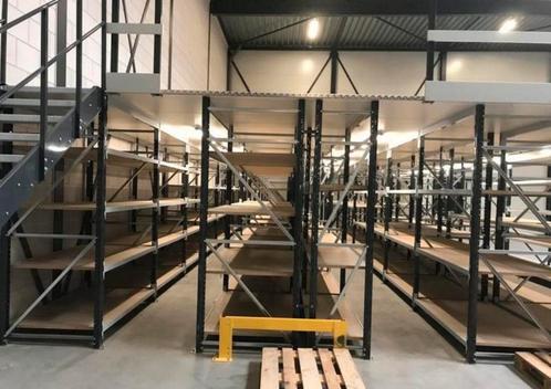 Stalen Trap Entresolvloer (+ Stellingen Optioneel 2,5m Hoog), Doe-het-zelf en Verbouw, Ladders en Trappen, Gebruikt, Trap, 2 tot 4 meter