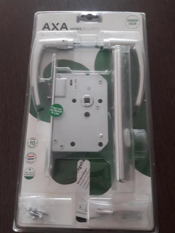 7x Axa deurslot met schild 7155-00-54/BL NIEUW IN VERPAKKING beschikbaar voor biedingen