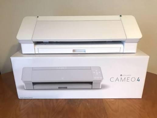 Silhouette Cameo 4 + extra’s, Hobby en Vrije tijd, Knutselen, Zo goed als nieuw, Gereedschap of Toebehoren, Ophalen of Verzenden
