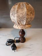 Vintage Tafellamp met Bloemenkap, Hout, Gebruikt, Vintage, Ophalen of Verzenden