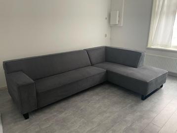 Hoek bankstel stof beschikbaar voor biedingen