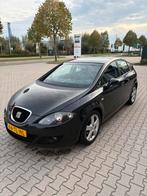 Seat Leon 1.6 cruise control airco climate control, Auto's, 4 cilinders, Zwart, 1200 kg, Particulier