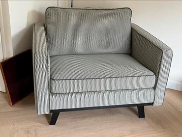 Be pure home love seat beschikbaar voor biedingen