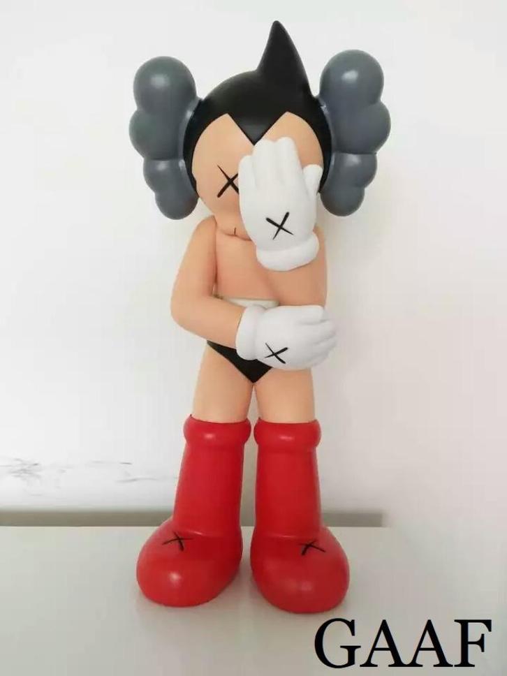 kaws astro boy 37cm figuur pop poppetjes manga anime japan, Verzamelen, Poppetjes en Figuurtjes, Nieuw, Ophalen of Verzenden
