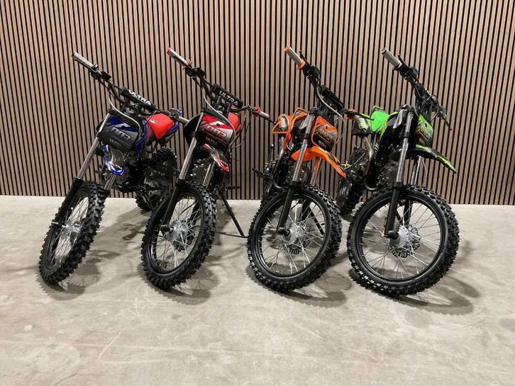 Ultra Motocross DB001 110CC crossmotor dirtbike nieuw ‼️, Fietsen en Brommers, Minibikes, Midibikes en Pitbikes, Nieuw, Dirtbike
