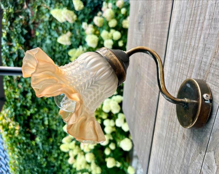 Brocante Frans wandlampje brons met glas en lichtbron., Huis en Inrichting, Lampen | Wandlampen, Gebruikt, Glas, Metaal, Ophalen of Verzenden