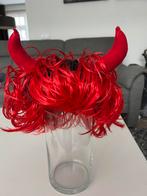 Pruik, Ophalen of Verzenden, Zo goed als nieuw, Carnaval