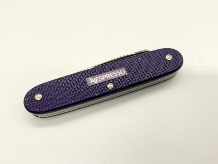 Victorinox Indigo Purple no 01 Nespresso Arpeggio Pioneer, Caravans en Kamperen, Kampeergereedschap, Gebruikt, Ophalen of Verzenden