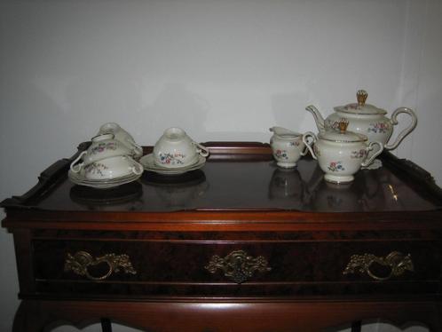Servies Königliche pr. Tettau 1794 Duitsland, kop en schotel, Huis en Inrichting, Keuken | Servies, Gebruikt, Kop(pen) en/of Schotel(s)