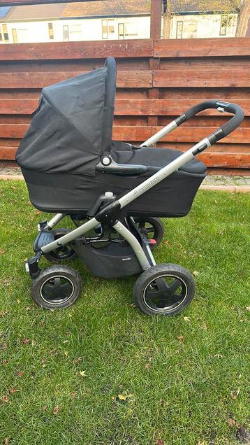 Maxicosi kinderwagen beschikbaar voor biedingen