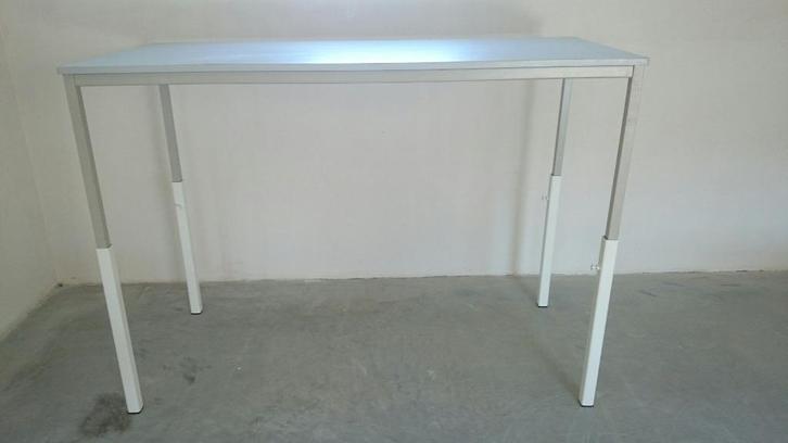 Atelier tafels hoog Werktafels Hoge inpaktafels, Huis en Inrichting, Bureaus, Gebruikt, Bureau, Ophalen