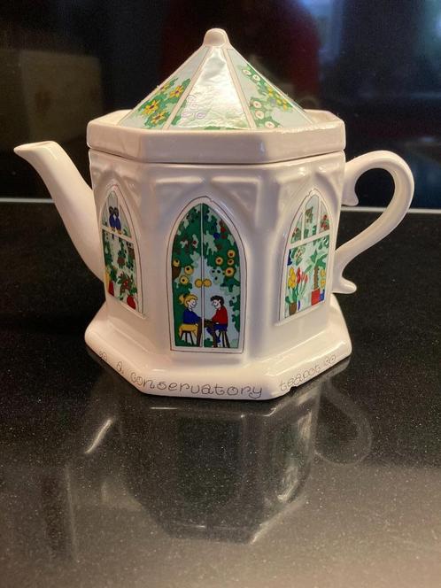 Conservatory teapot by WADE | English Life | by Barry Smith, Huis en Inrichting, Keuken | Servies, Nieuw, Overige typen, Overige stijlen